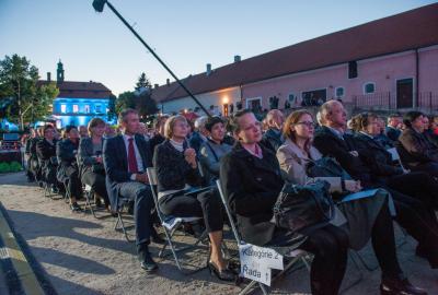 29.8.2026 - Hvězdně obsazená Prodaná nevěsta na zámku Liteň