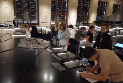 Úvod do pravěku - Národní Muzeum: Lidé a jejich předci