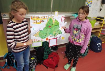 VLASTIVĚDA – ZEMĚPISNÁ ČÁST – KRAJE ČR A JEJICH CHARAKTERISTIKA – NÁSTĚNNÉ TABULE