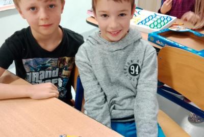 Využití konstrukční a magnetické stavebnice v hodinách matematiky