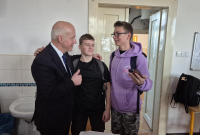 Beseda se senátorem parlamentu ČR  Pavlem Fischerem