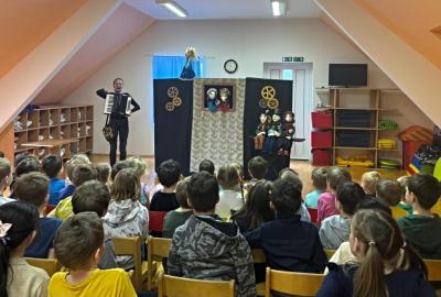 Návštěva loutkového představení