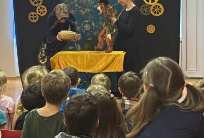 Návštěva loutkového představení