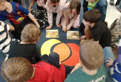 Noc s Andersenem ve 2. B