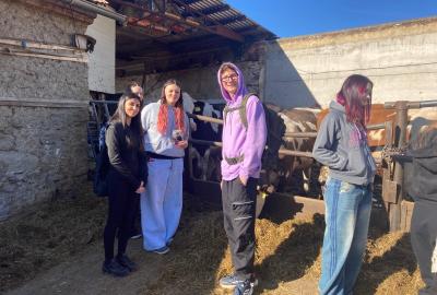 Výlet na biofarmu v Bělči na "Den Země"